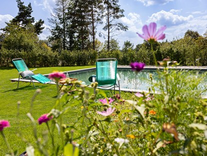 Golfurlaub - Restaurant - Outdoor Natur Pool ©Inge Prader - Golfresort Haugschlag