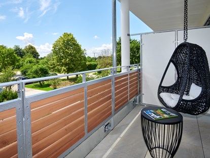 Golfurlaub - nächster Golfplatz - Bayern - Balkon Komfort - Doppelzimmer Südseite - Bachhof Resort Straubing - Hotel und Apartments