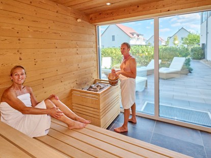 Golfurlaub - Sauna - Unsere Panorama - Sauna - Bachhof Resort Straubing - Hotel und Apartments