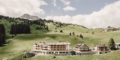 Golfurlaub - Außenansicht  - Hotel Goldener Berg