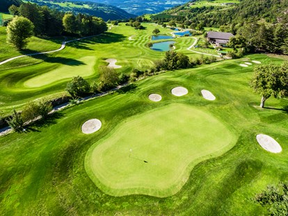 Golfurlaub - Parkplatz - Italien - Paradies für Golfer! - Golfhotel Sonne