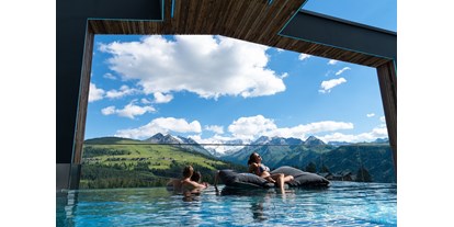 Golfurlaub - Pinzgau - FelsenBAD - Infinity Sky Pool - Das Alpenwelt Resort****SUPERIOR