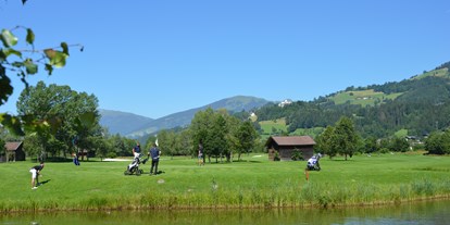 Golfurlaub - Shuttle-Service zum Golfplatz - Pinzgau - Das Alpenwelt Resort****SUPERIOR