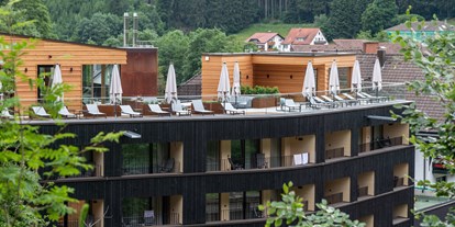 Golfurlaub - Parkplatz - Schwarzwald - Hotelansicht - Sackmann Genusshotel
