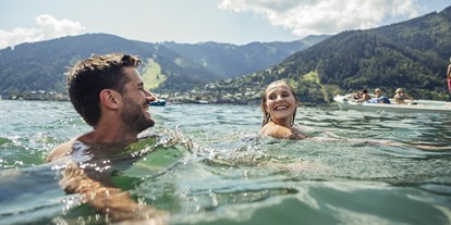 Golfurlaub - Pools: Außenpool beheizt - Salzburg - Badespaß am Zeller See - Hotel Sonnblick
