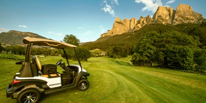 Golfurlaub - Golfcarts - Italien - Schwarzer Adler 