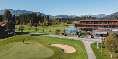 Golfurlaub - Hotelbar - Tirol - Golfplatz Westendorf - Landhotel Schermer