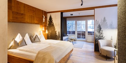 Golfurlaub - Umgebungsschwerpunkt: Berg - Tirol - Komfort Suite "Fichtenwald" - Landhotel Schermer