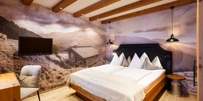 Golfurlaub - Hotelbar - Tirol - Almsuite "Tirol" - Landhotel Schermer