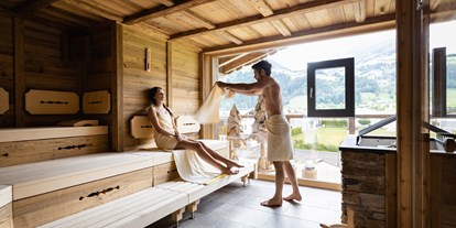 Golfurlaub - Umgebungsschwerpunkt: am Land - Tiroler Unterland - FINNISCHE EVENTSAUNA
Die 90°C heiße Sauna und die verschiedenen Aufgüsse lassen dich nicht nur schwitzen – von hier aus hast du einen wunderbaren Panoramablick auf die Zillertaler Alpen, der dich ins Schwärmen bringt. - Hotel Wöscherhof