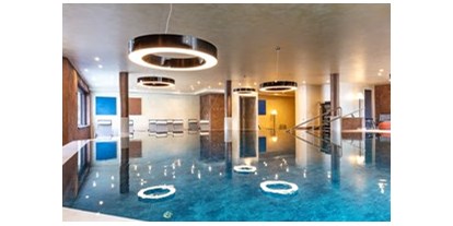 Golfurlaub - Doppelwaschbecken - Tirol - Indoorpool - Hotel Bergland All Inclusive Top Quality