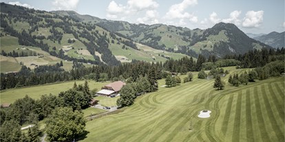 Golfurlaub - Clubhaus - Schweiz - Golfclub Gstaad Saanenland - GOLFHOTEL Les Hauts de Gstaad & SPA