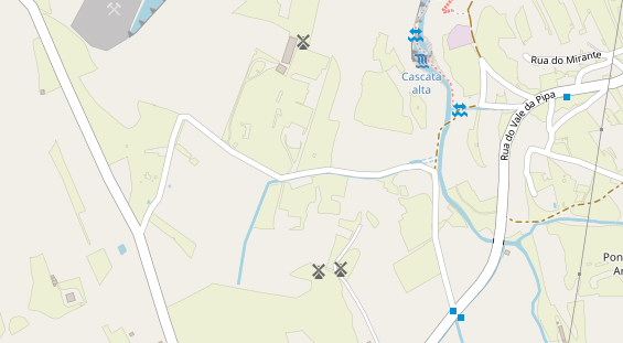 Golfhotel auf Satellitenbild