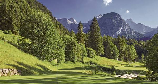 Golf auf 3 Plätzen inkl. Premium Gästekarte - Hotel SAROTLA