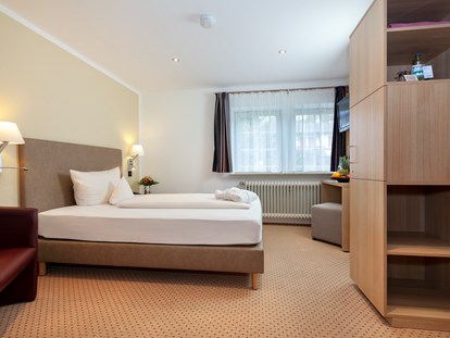 Golfurlaub - Hotel-Schwerpunkt: Golf & Wellness - Weißensberg - Einzelzimmer Stammhaus - Romantik Hotel Johanniter-Kreuz