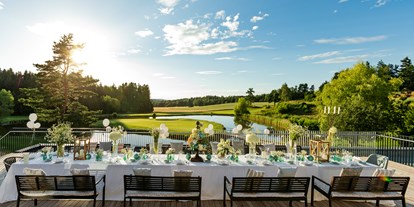 Golfurlaub - Hotel-Schwerpunkt: Golf & Wellness - Terrasse oben für Veranstaltungen ©Inge Prader - Golfresort Haugschlag
