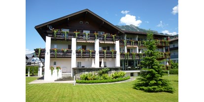 Golfurlaub - Kühlschrank - Lermoos - Außenansicht Hotel Schellenberg - Hotel garni Schellenberg ****