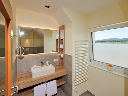 Golfurlaub - Sauna - Badezimmer Ferienhaus - Bachhof Resort Straubing - Hotel und Apartments