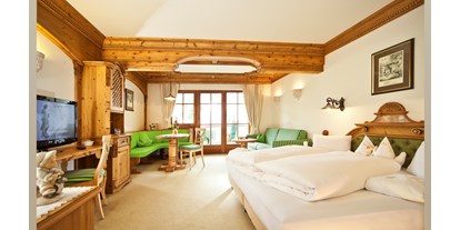 Golfurlaub - Hotel-Schwerpunkt: Golf & Kulinarik - Reischach (Trentino-Südtirol) - Mirabell Dolomites-Olang-Suedtirol-zimmer - MIRABELL DOLOMITES HOTEL . LUXURY . AYURVEDA & SPA 