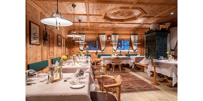 Golfurlaub - Abendmenü: mehr als 5 Gänge - Bruneck/Reischach - Mirabell Dolomites Hotel-Olang-Suedtirol-Restaurant-Pustertal Stube - MIRABELL DOLOMITES HOTEL . LUXURY . AYURVEDA & SPA 