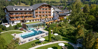 Golfurlaub - Pools: Außenpool beheizt - Tarvisio - Hotel Kolmhof mit Gartenblick und Außenpool - Der Kolmhof