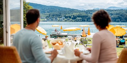 Golfurlaub - Golf-Kurs für Kinder - Oberseidendorf - Frühstück mit Seeblick  - Werzer’s Seehotel Wallerwirt