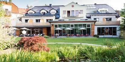 Golfurlaub - Abendmenü: 3 bis 5 Gänge - Altweitra - Gesundheitshotel Klosterberg Südseite - Gesundheitshotel Klosterberg  