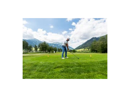 Golfurlaub - Shuttle-Service zum Golfplatz - Füssen - Golfplatz in der Nähe - Hotel Post Lermoos