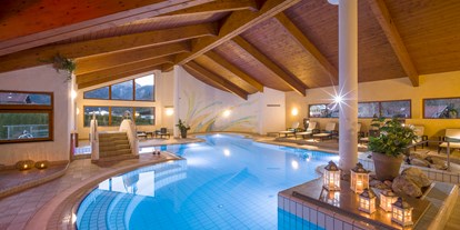 Golfurlaub - Abendmenü: Buffet - Mitteregg (Berwang) - Indoorpool 29 °C - Hotel Karlwirt - Alpine Wellness am Achensee