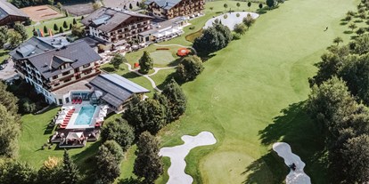 Golfurlaub - Balkon - Golfhotel direkt am Golfplatz Radstadt - Gut Weissenhof ****S