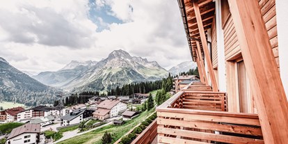 Golfurlaub - Wäscheservice - Arlberg - Aussicht aus den Zimmern  - Hotel Goldener Berg