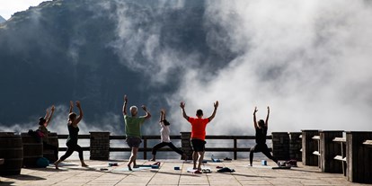 Golfurlaub - Wäschetrockner - Oberstaufen - Yoga auf der Sonnenterrasse - Hotel Goldener Berg