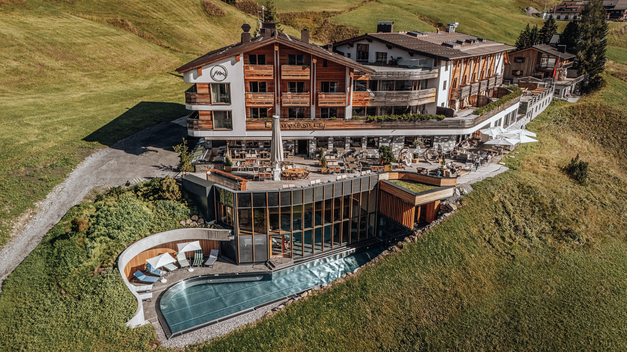 Golfhotel - Außenansicht - Hotel Goldener Berg