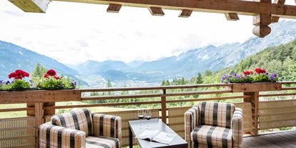 Golfurlaub - Abendmenü: Buffet - Oberammergau - Balkon mit Aussicht - Inntalerhof - DAS Panoramahotel