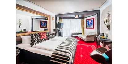 Golfurlaub - Kühlschrank - Ofterschwang - Doppelzimmer Deluxe - Golf- & Alpin Wellness Resort Hotel Ludwig Royal