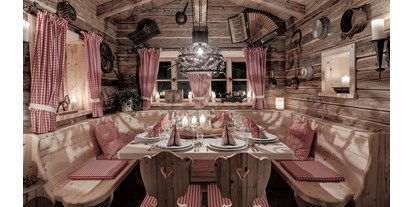 Golfurlaub - Sauna - Brunnwald (Vorderweißenbach) - INNs HOLZ Chaletdorf Holzfällerhütte - das kleinste Restaurant im Böhmerwald für nur bis zu sechs Personen - INNs HOLZ Chaletdorf