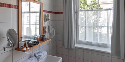 Golfurlaub - Klimaanlage - Diendorf (Würmla) - Badezimmer - Winzerhotel**** Gumpoldskirchen