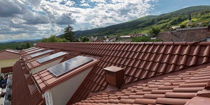 Golfurlaub - Klimaanlage - Diendorf (Würmla) - Fernsicht - Blick über die Dächer - Winzerhotel**** Gumpoldskirchen