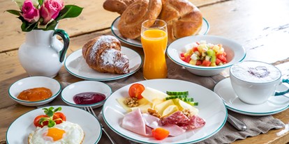 Golfurlaub - Kühlschrank - Dexelbach - Genuss-Frühstück - Romantik Spa Hotel Elixhauser Wirt