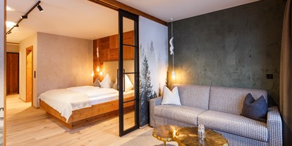 Golfurlaub - Hotel-Schwerpunkt: Golf & Familie - Kitzbühel - Komfort Suite "Fichtenwald" - Landhotel Schermer