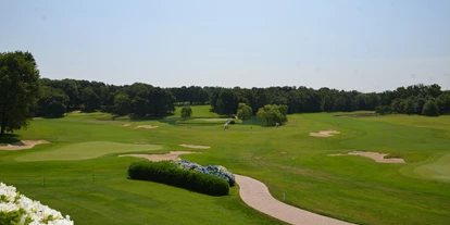 Golfurlaub - nächster Golfplatz - Magnano - AUSBLICK VOM CLUBHOUSE-RESTAURANT - Golf Hotel Castelconturbia