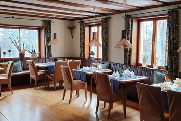 Golfhotel: Restaurant Bauernstüble - Romantik Hotel Johanniter-Kreuz