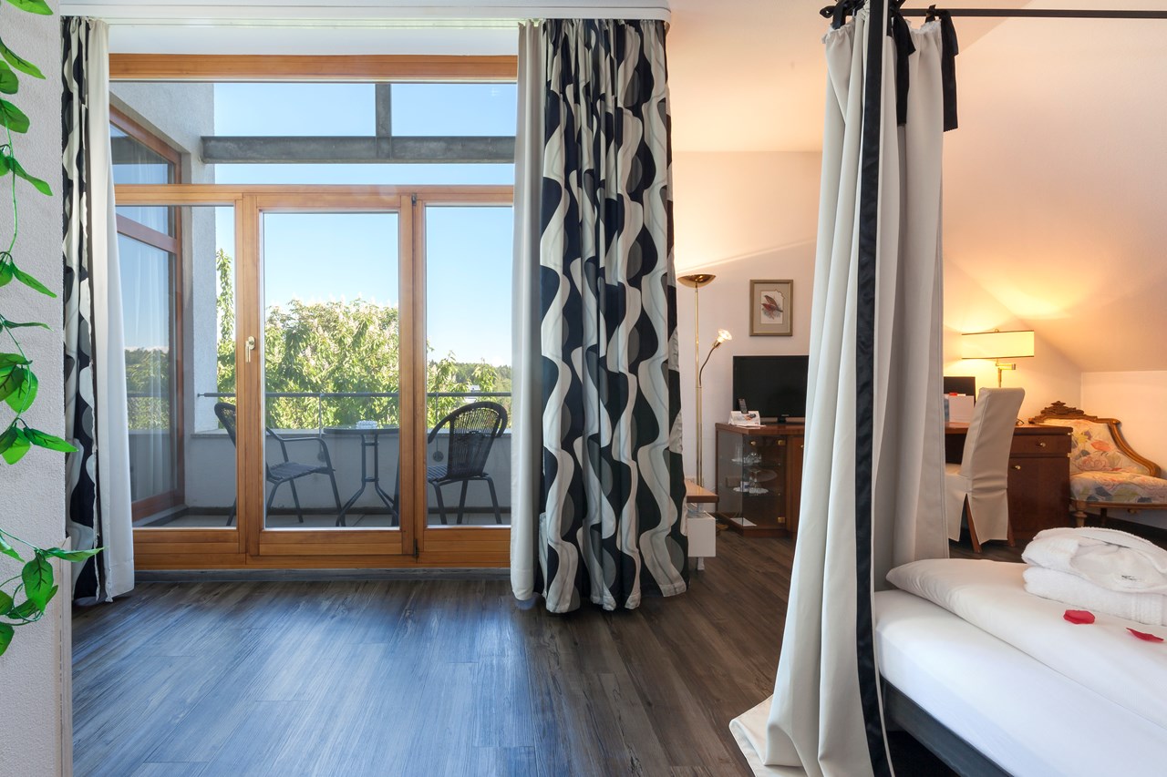 Romantik Hotel Johanniter-Kreuz Zimmerkategorien Juniorsuite Luisenhöhe