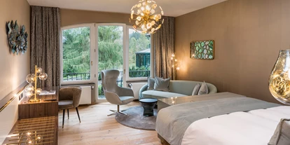 Golfurlaub - Deutschland - Neue Deluxe Doppelzimmer im Schwarzwaldhaus von 1639. - Parkhotel Adler