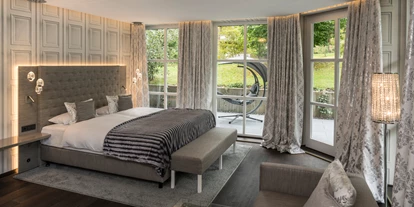 Golfurlaub - Deutschland - Neue Adler Suite mit großer Terrasse zum Privatpark des Hotels. - Parkhotel Adler