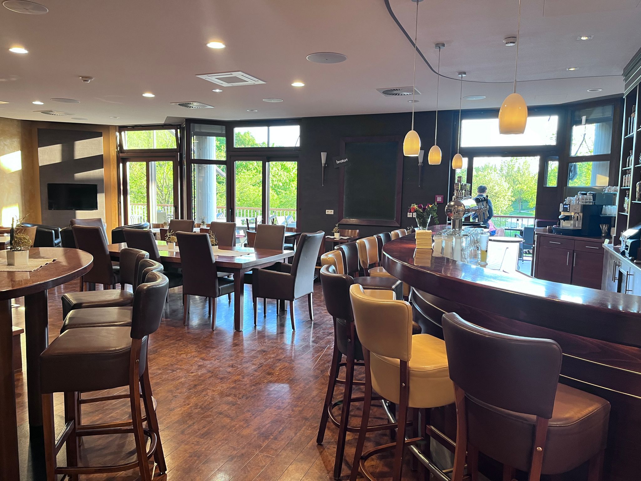 Golfhotel: Bistro-Bar-Lounge "Bajazzo" - Flair Park-Hotel Ilshofen