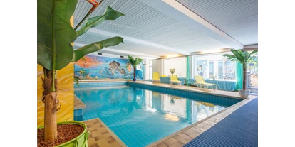 Golfurlaub - Deutschland - Vor dem FGrühstück noch eine Runde schwimmen. Das ist purer Luxus  - Apart Hotel Stadtgarten