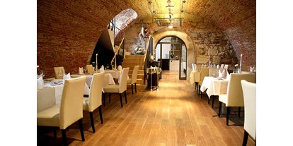 Golfurlaub - Deutschland - Gewölbe Restaurant im Schloss - Hotel Schloss Reichmannsdorf