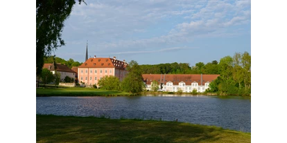 Golfurlaub - Deutschland - Fernansicht über den Schloss-See - Hotel Schloss Reichmannsdorf