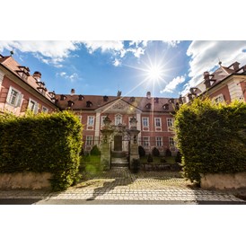 Golfhotel: Schloss Portalansicht - Hotel Schloss Reichmannsdorf 